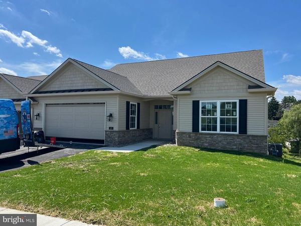 420 LEDGE ROCK DRIVE , Unit 19, YORK, PA 17402