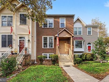 6952 COMPTON LANE, CENTREVILLE, VA 20121