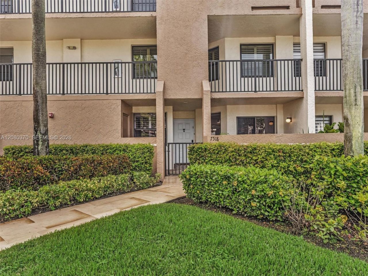 7518 Fairfax Dr , Unit 110, Tamarac, FL 33321 Photo
