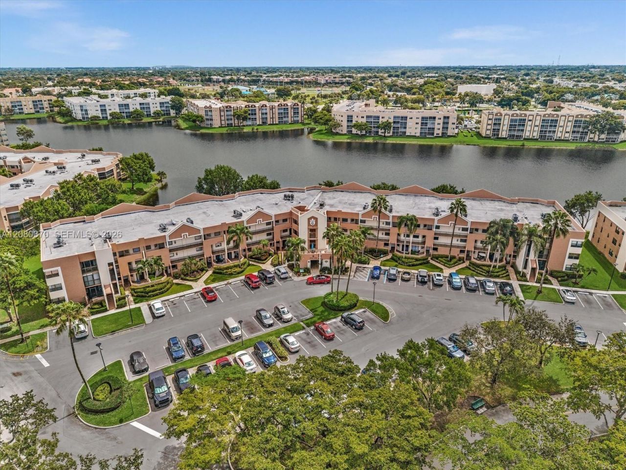 7518 Fairfax Dr , Unit 110, Tamarac, FL 33321 Photo
