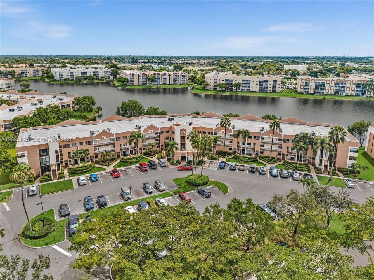 7518 Fairfax Dr , Unit 110, Tamarac, FL 33321 Photo