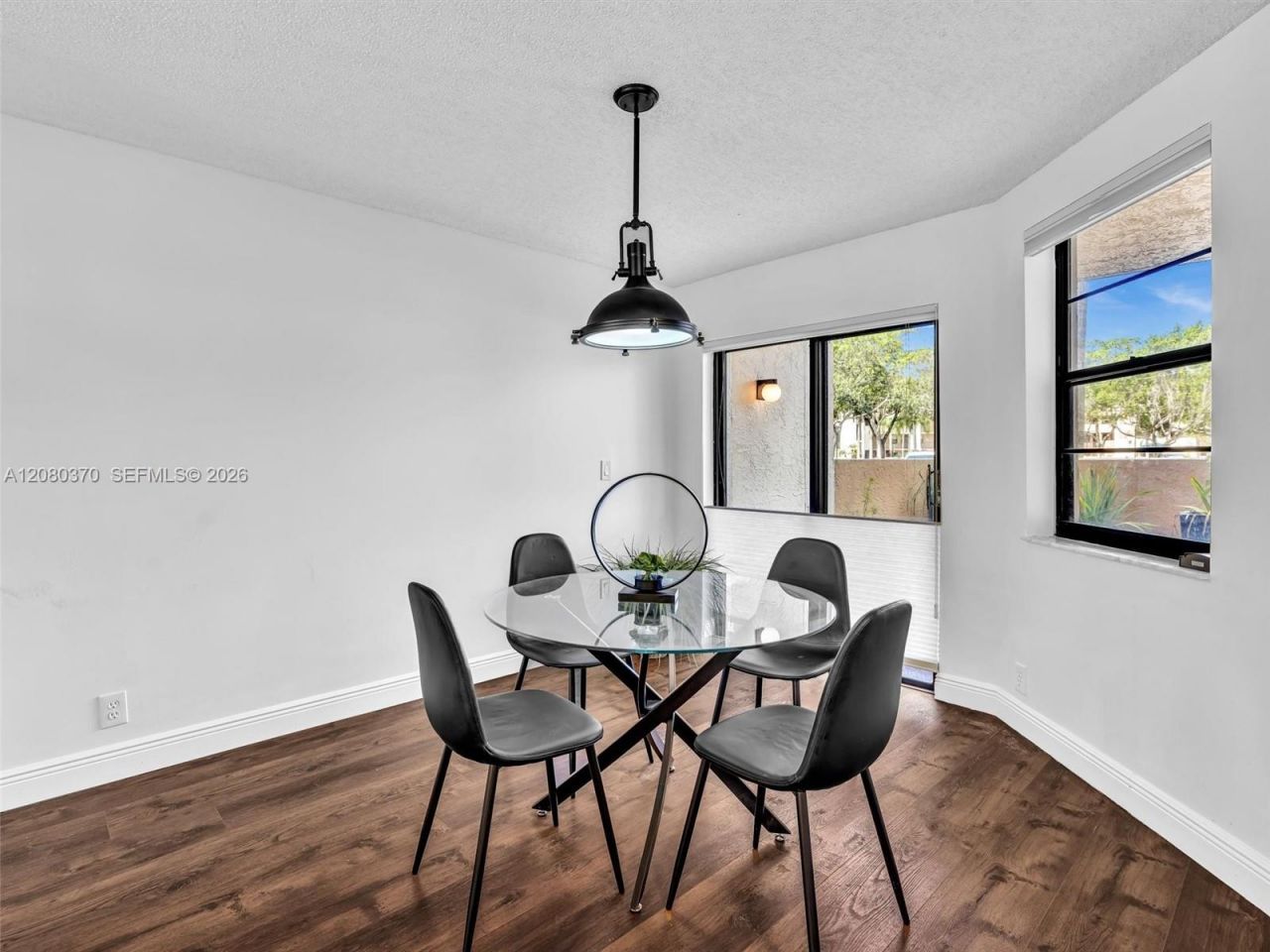 7518 Fairfax Dr , Unit 110, Tamarac, FL 33321 Photo
