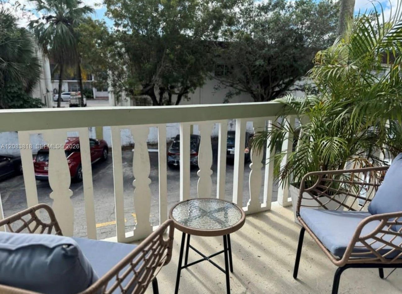 15201 NE 6th Ave , Unit C210, Miami, FL 33162 Photo