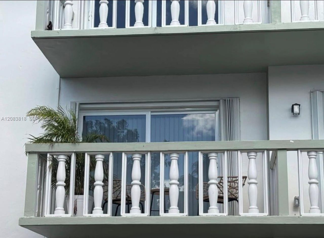 15201 NE 6th Ave , Unit C210, Miami, FL 33162 Photo