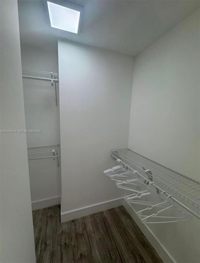 15201 NE 6th Ave , Unit C210, Miami, FL 33162 Photo