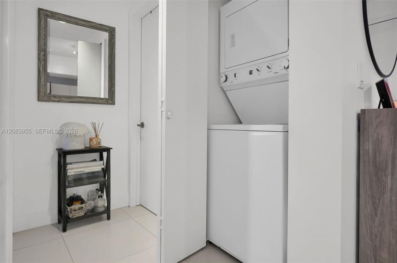 1010 SW 2nd Ave , Unit 2005, Miami, FL 33130 Photo
