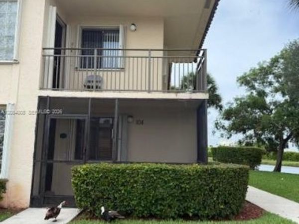 16491 Blatt Blvd , Unit 104, Weston, FL 33326