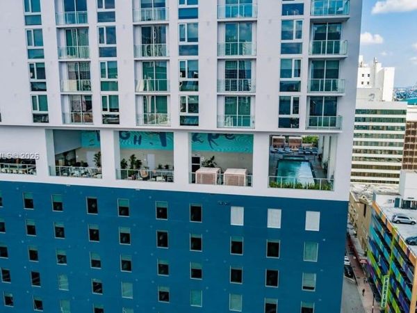 227 NE 2nd St , Unit 3001, Miami, FL 33132
