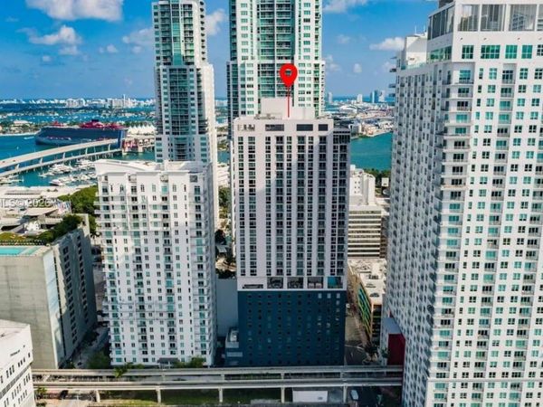 227 NE 2nd St, Unit 3001, Miami, FL 33132