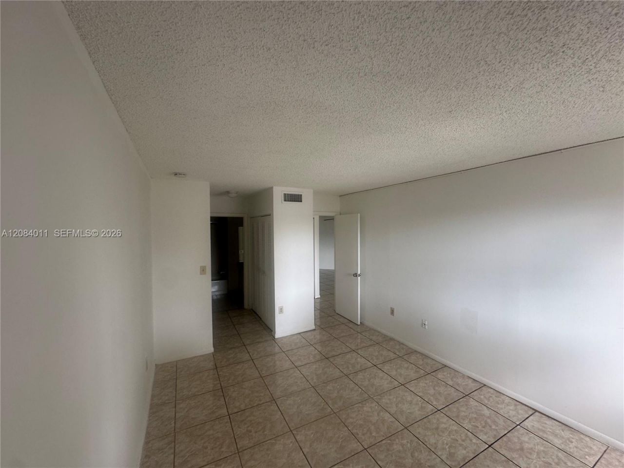 6272 NW 186th St , Unit 212, Hialeah, FL 33015 Photo