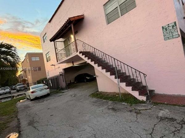 1255 W 53rd St , Unit 202, Hialeah, FL 33012