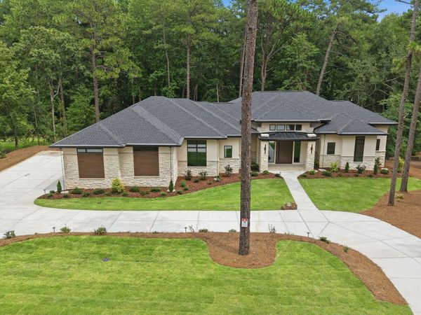 35 Woodenbridge Lane, Pinehurst, NC 28374