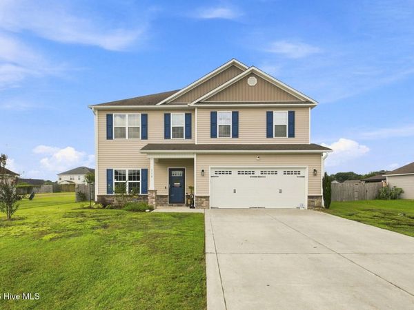 134 Prelude Drive, Richlands, NC 28574