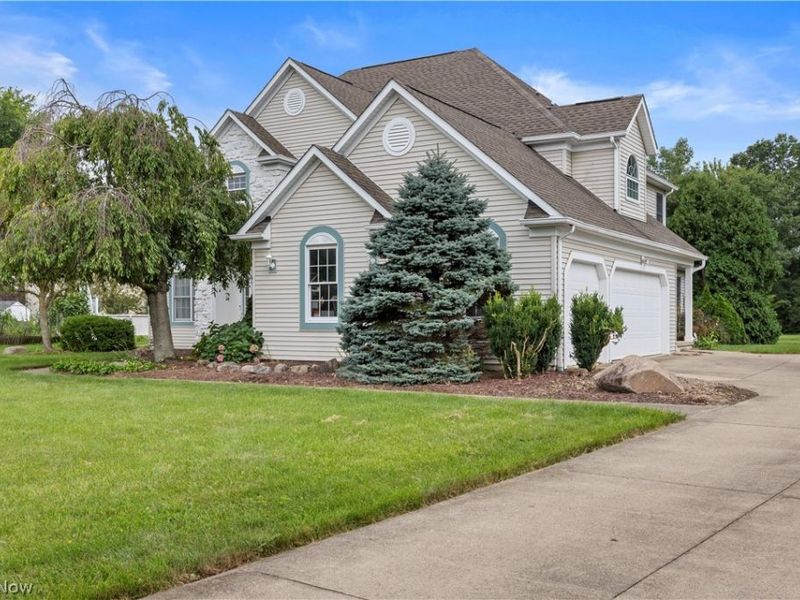 39363 Stonefield Place, Avon, OH 44011 Photo 3