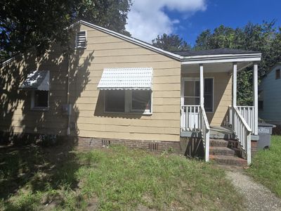 2388 Cambridge Avenue, North Charleston, SC 29405
