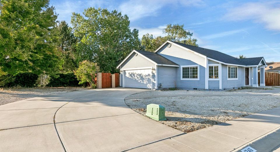 1246 Topaz Lane, Gardnerville, NV 89460 Photo