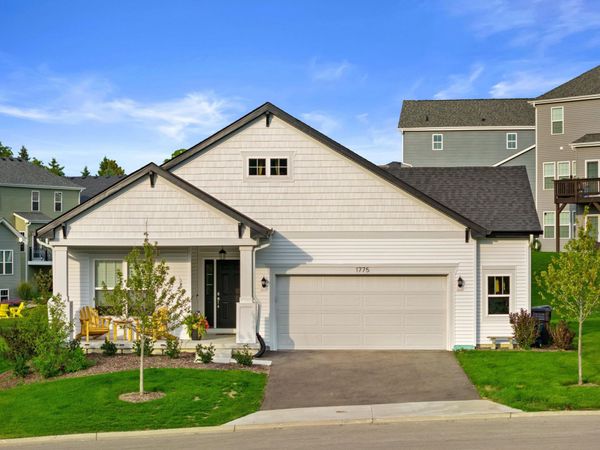 1775 La Salle St, Lake Geneva, WI 53147