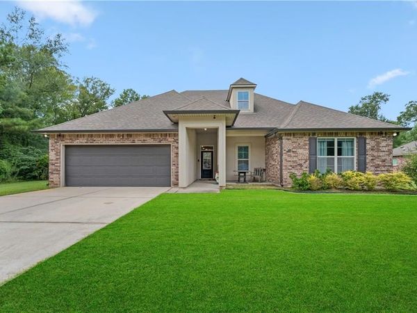 42461 WOOD Avenue , Ponchatoula, LA 70454