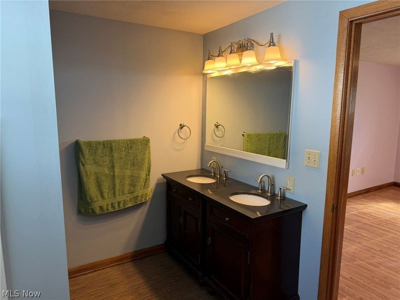 203 N Applecreek Road, Wooster, OH 44691 Photo 36