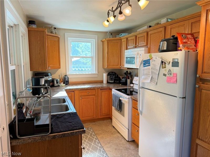 203 N Applecreek Road, Wooster, OH 44691 Photo 6