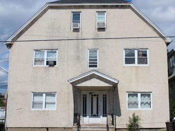715 Moosic Street , Scranton, PA 18505