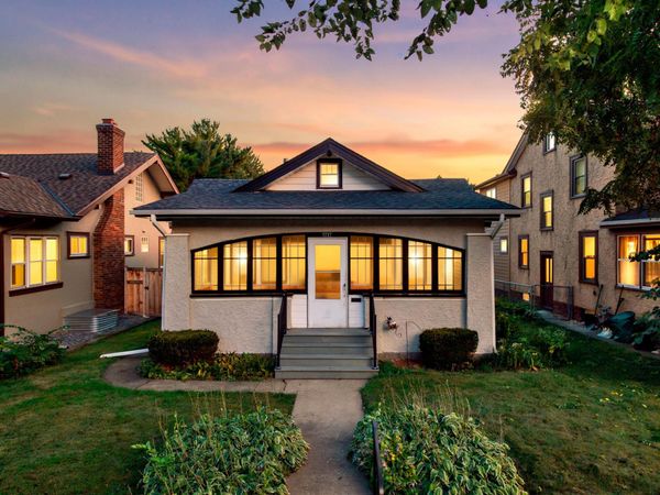 1717 Juliet Avenue , Saint Paul, MN 55105