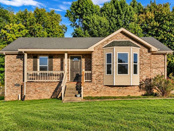 274 Moncrest Dr, Clarksville, TN 37042