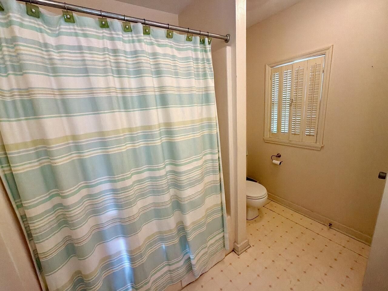 2863 Middle Street Photo 24