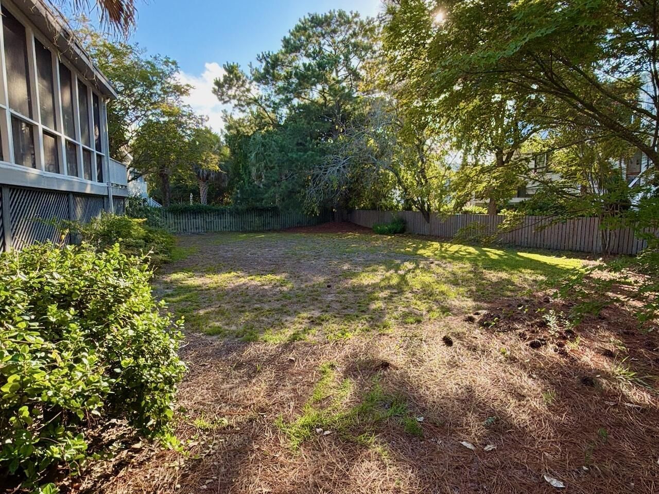 2863 Middle Street Photo 6
