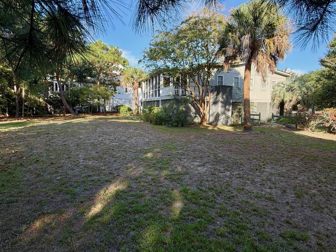 2863 Middle Street Photo 7