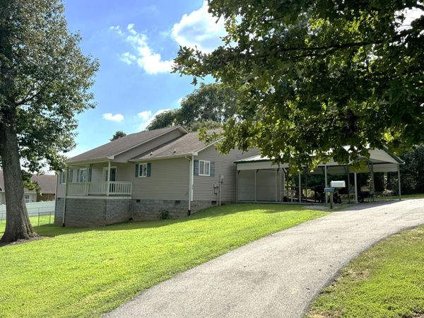 435 Morie Road, Dandridge, TN 37725