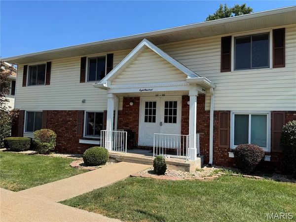 808 Huckleberry Heights Drive, Hannibal, MO 63401