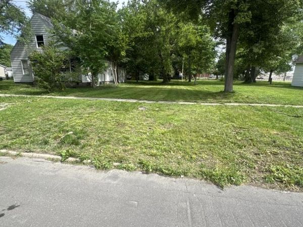 1521 E Matheny Avenue , Springfield, IL 62702