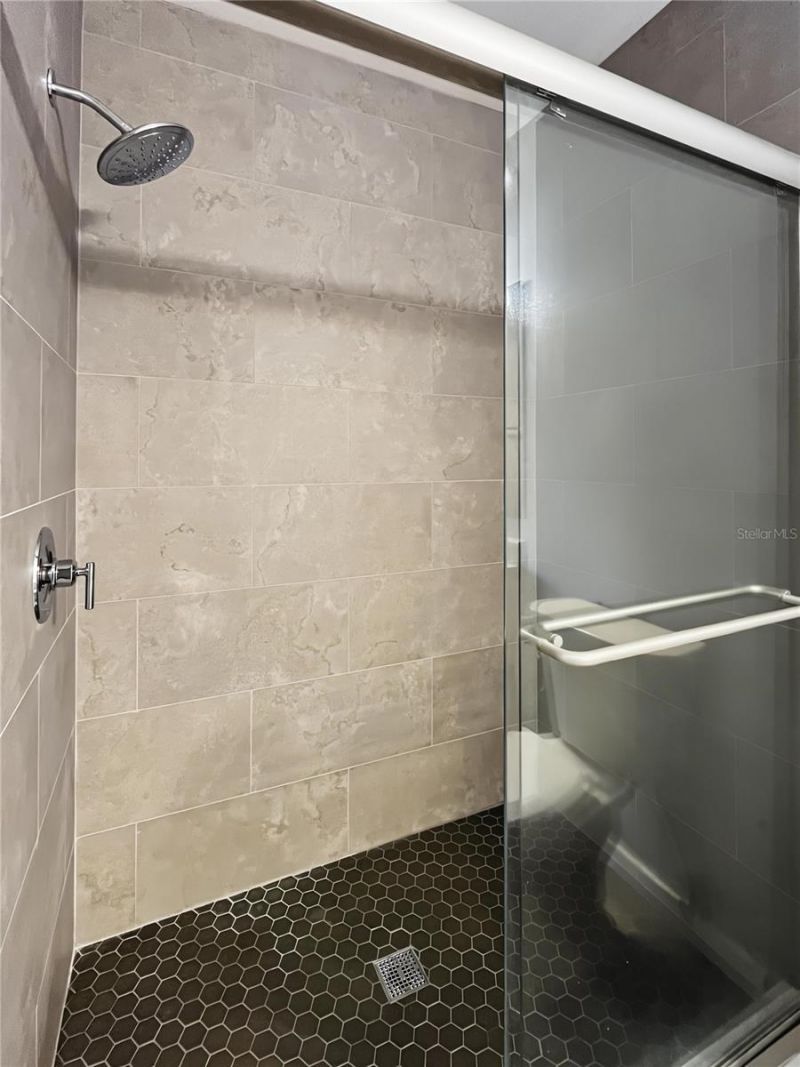 3005 Chianti Court, Unit 208, Sarasota, FL 34237 Photo