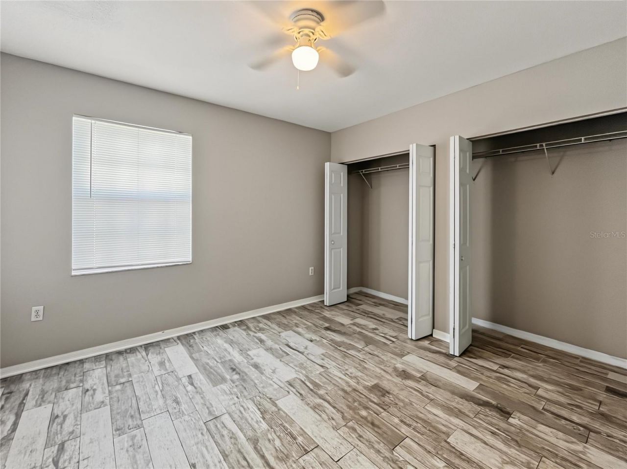 3005 Chianti Court, Unit 208, Sarasota, FL 34237 Photo