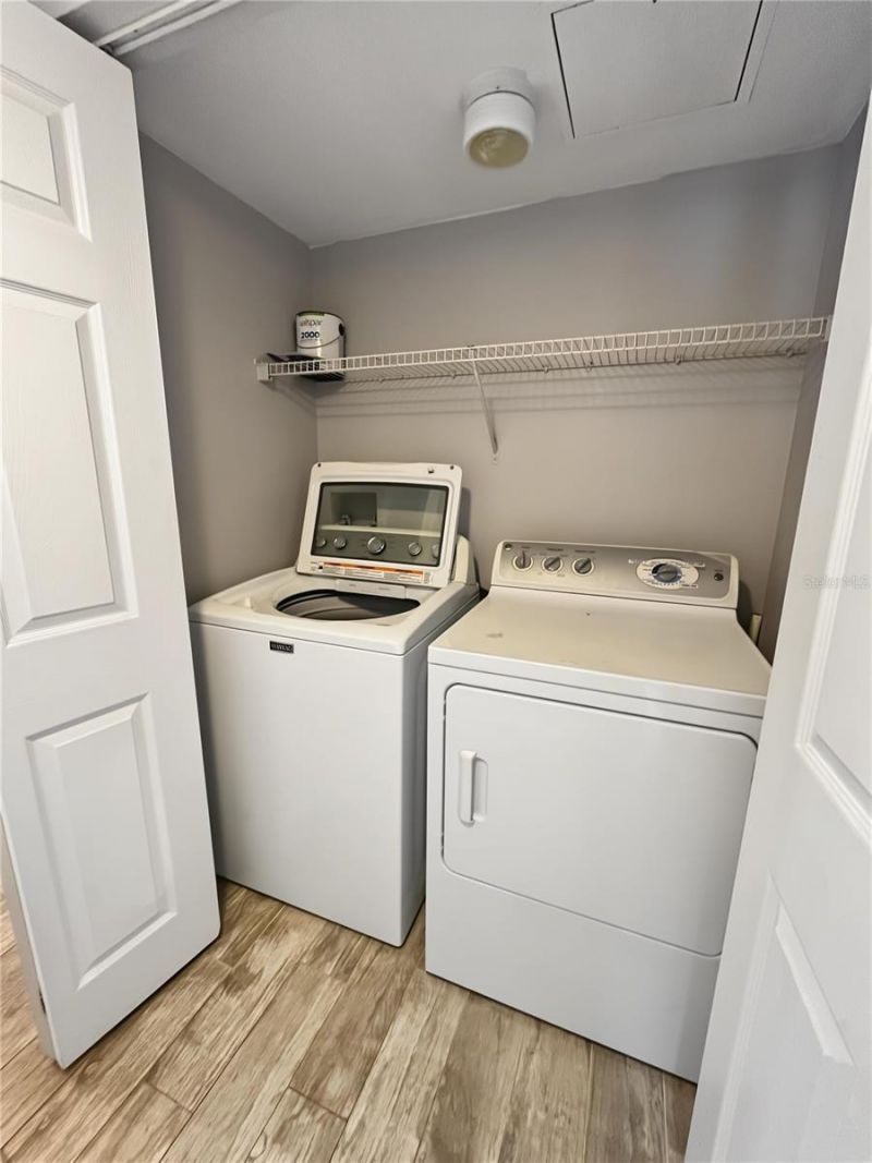 3005 Chianti Court, Unit 208, Sarasota, FL 34237 Photo