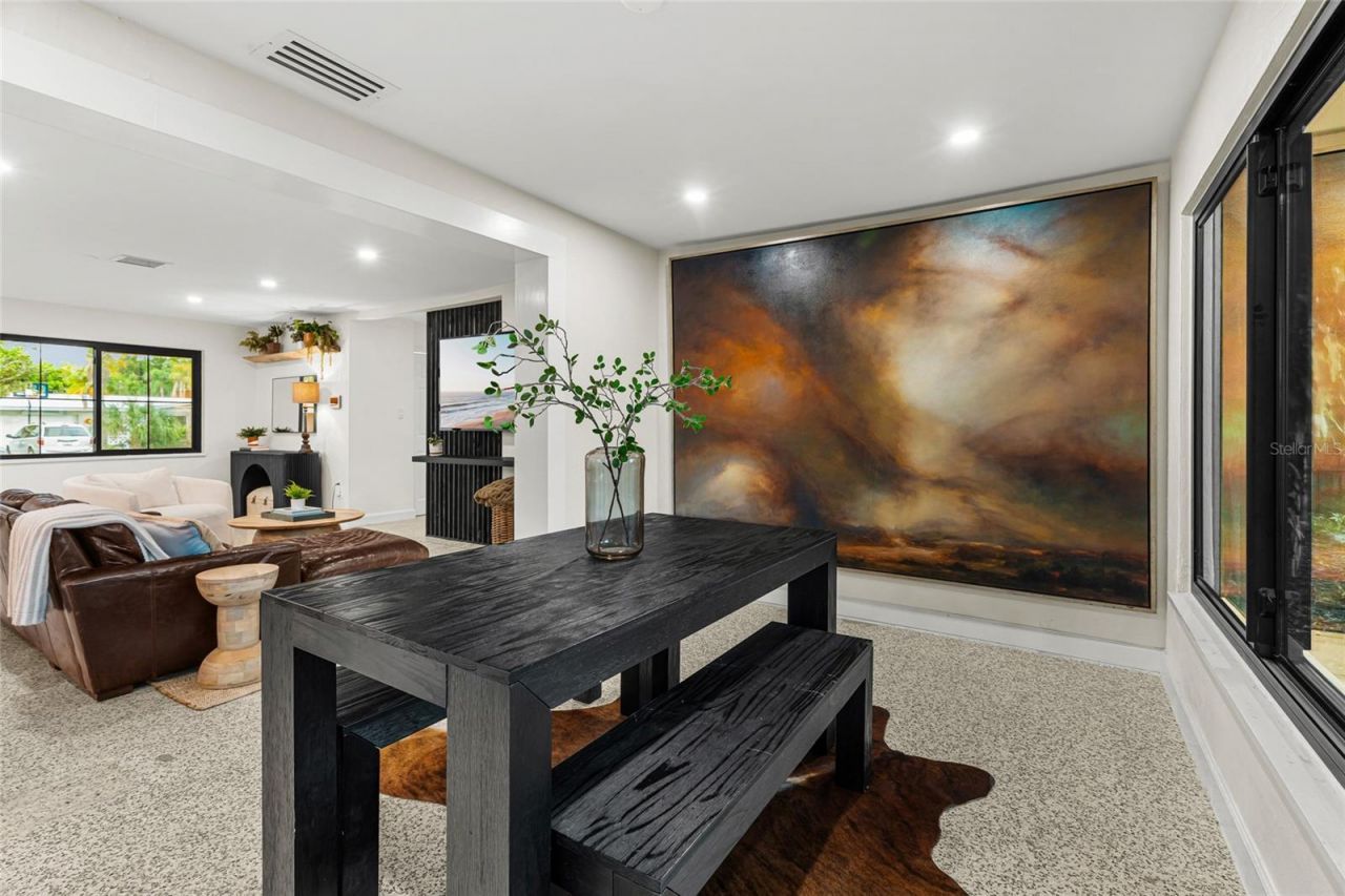 2410 Valencia Drive, Sarasota, FL 34239 Photo