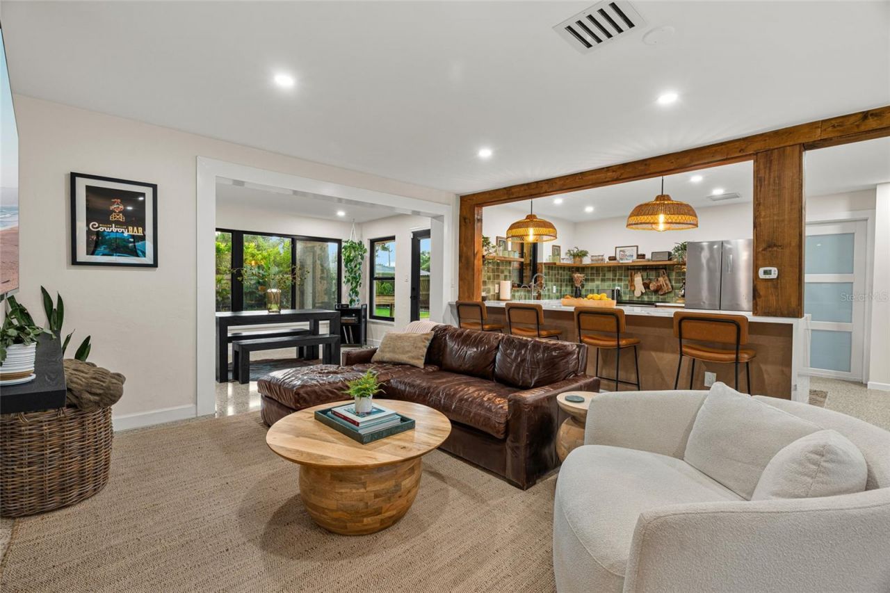 2410 Valencia Drive, Sarasota, FL 34239 Photo