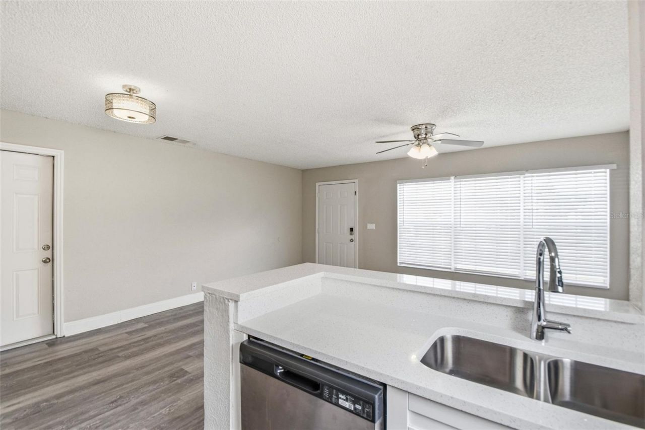1616 27th Avenue E, Bradenton, FL 34208 Photo