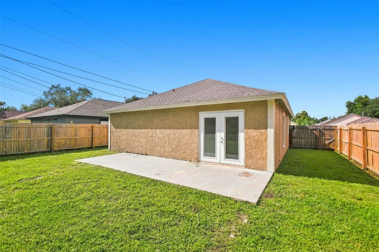 1616 27th Avenue E, Bradenton, FL 34208 Photo