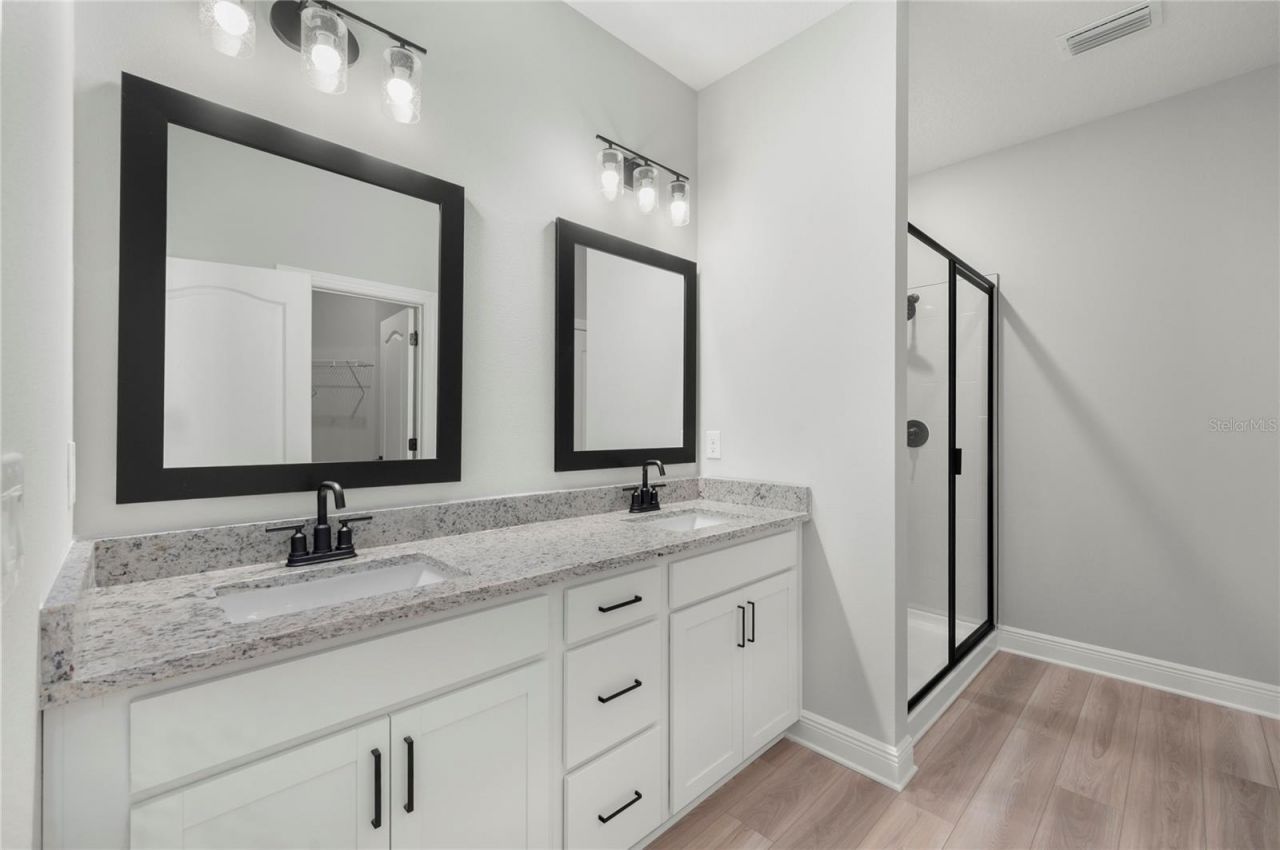 7673 Somersworth Drive , Kissimmee, FL 34747 Photo