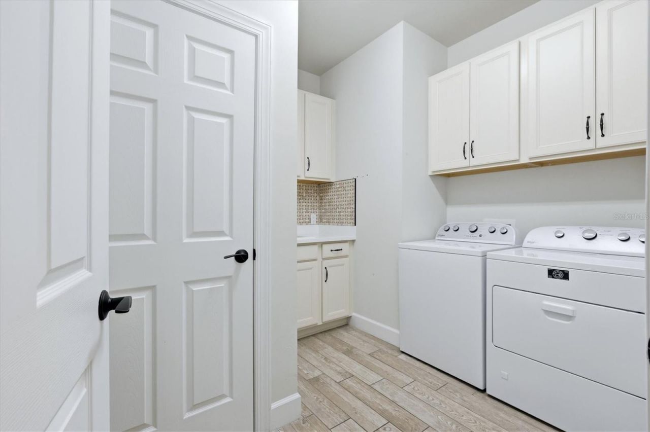 16714 Ellsworth Avenue , Bradenton, FL 34202 Photo