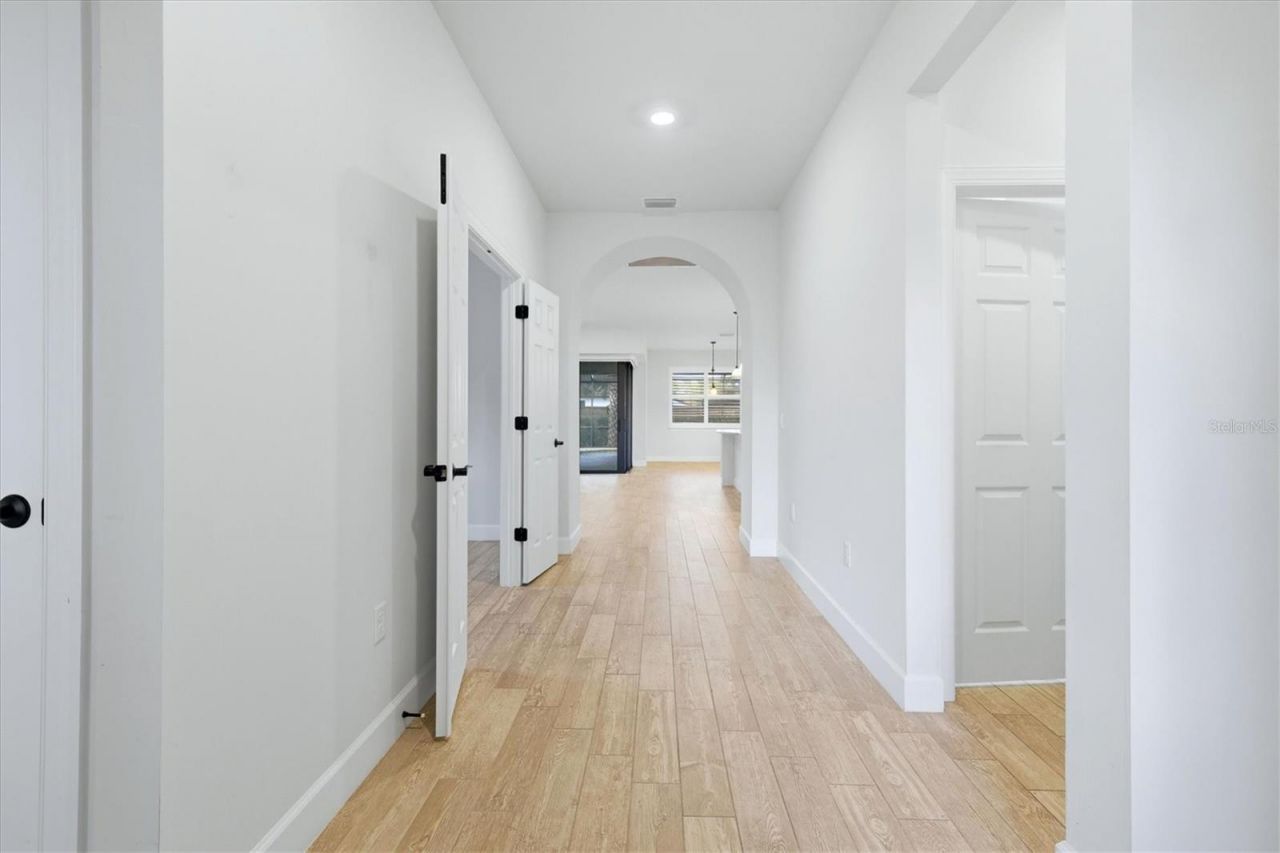 16714 Ellsworth Avenue , Bradenton, FL 34202 Photo