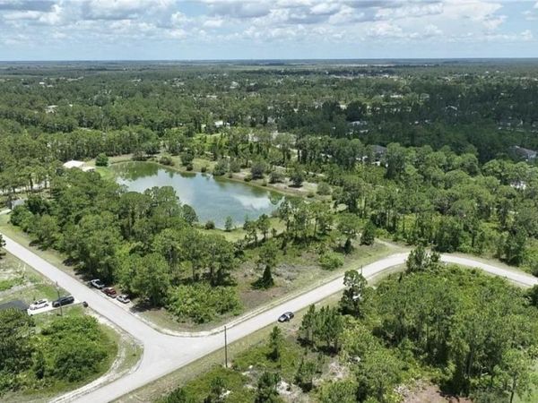 733 AZURE AVENUE , LEHIGH ACRES, FL 33974