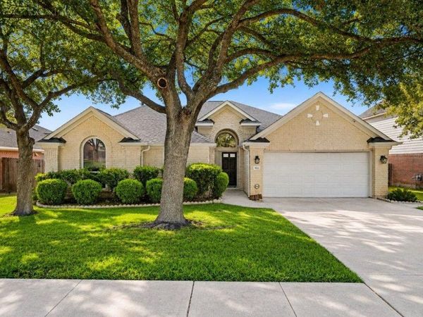 911 Indian Run DR , Pflugerville, TX 78660
