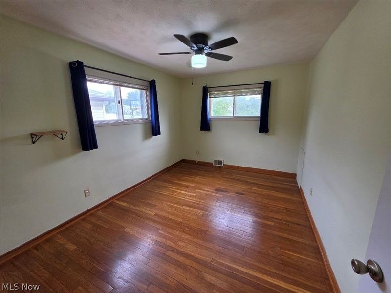 1371 W Miner Road, Mayfield Heights, OH 44124 Photo 8