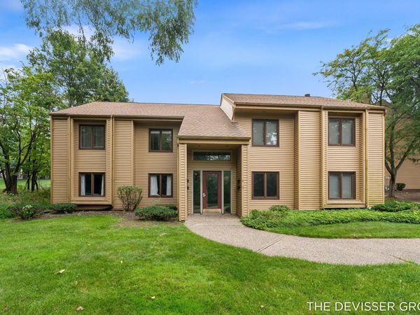 300 Farington Boulevard, Unit 3, Holland, MI 49423