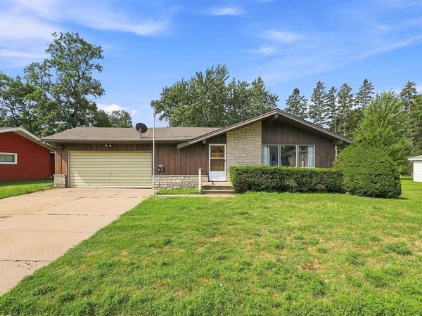 2840 WATER STREET, Stevens Point, WI 54481