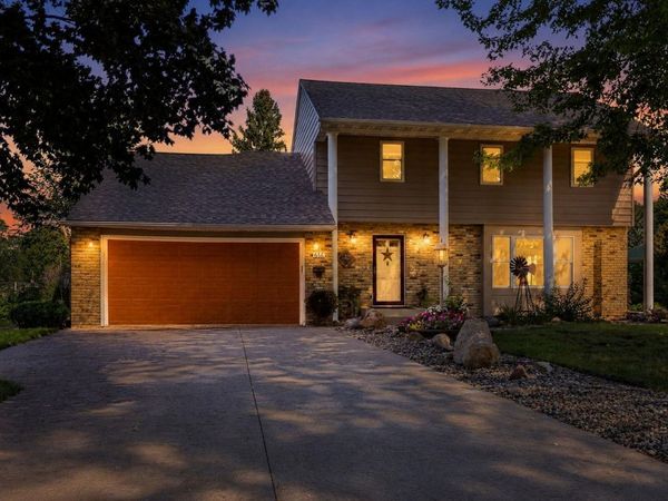 616 8th Street SW, Faribault, MN 55021