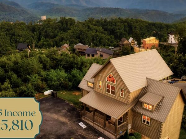 729 Bear Walk Way , Gatlinburg, TN 37738